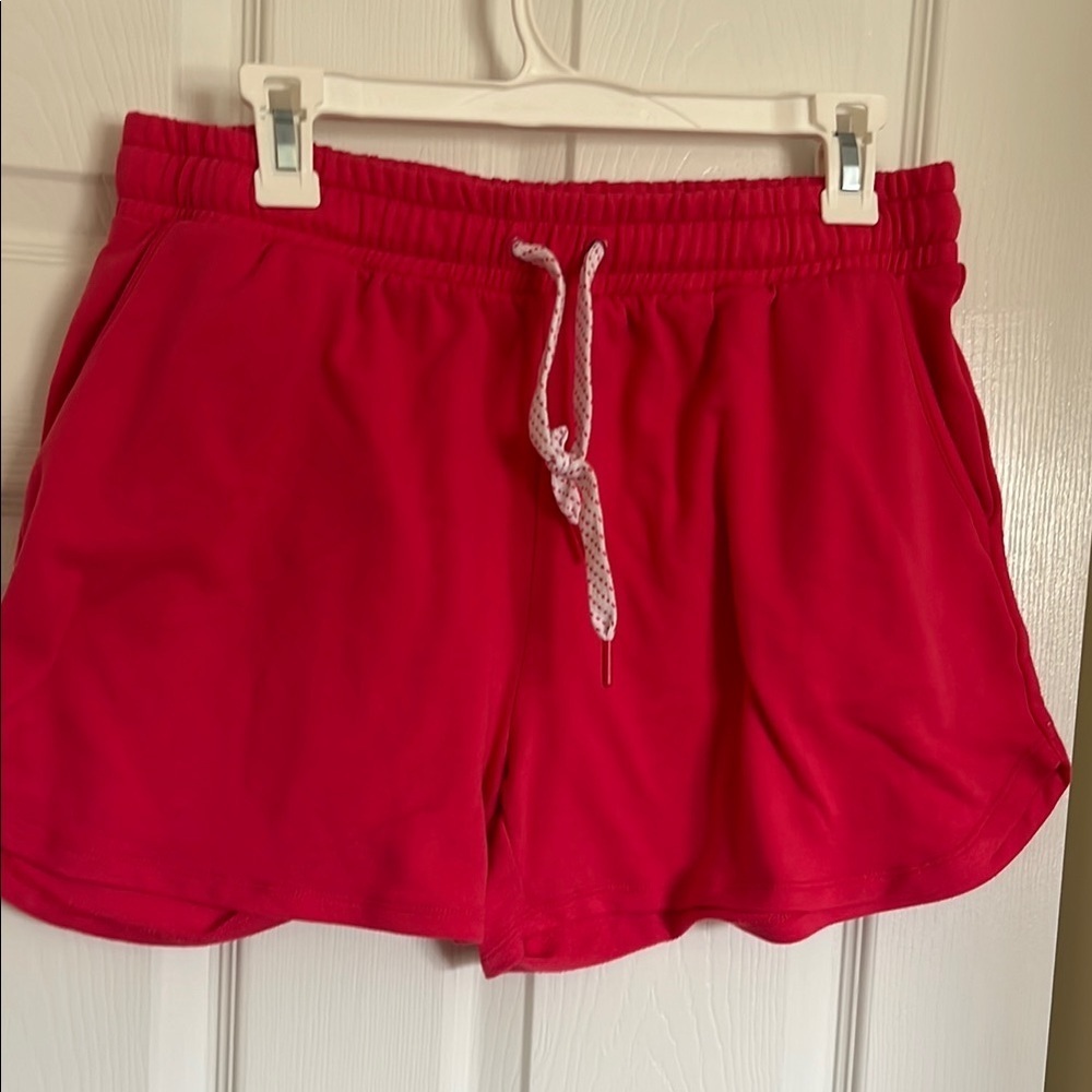 Two Crown & Ivy Pink Athletic Shorts with Relaxed Fit